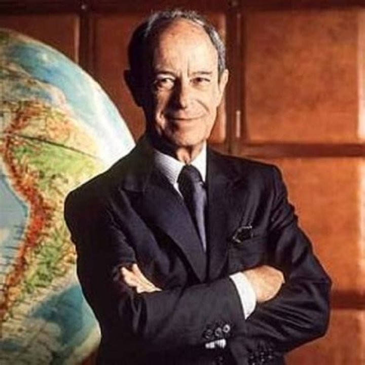 Aloysio de Andrade Faria Net Worth