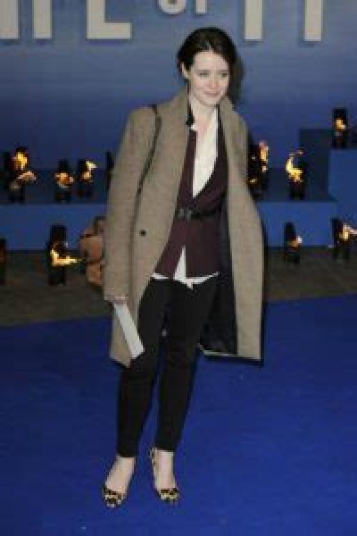 Claire Foy Height, Weight, Age, Spouse, Children, Facts, Biography