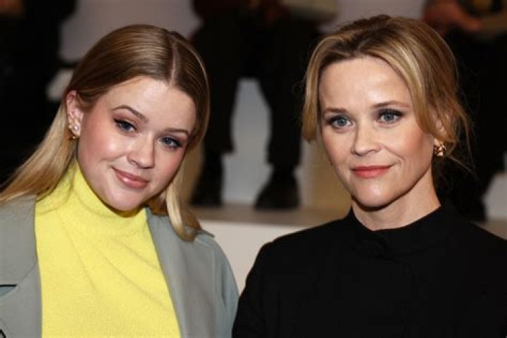 Here's What Anna Nicole Smith's Daughter Looks Like Now — Best Life