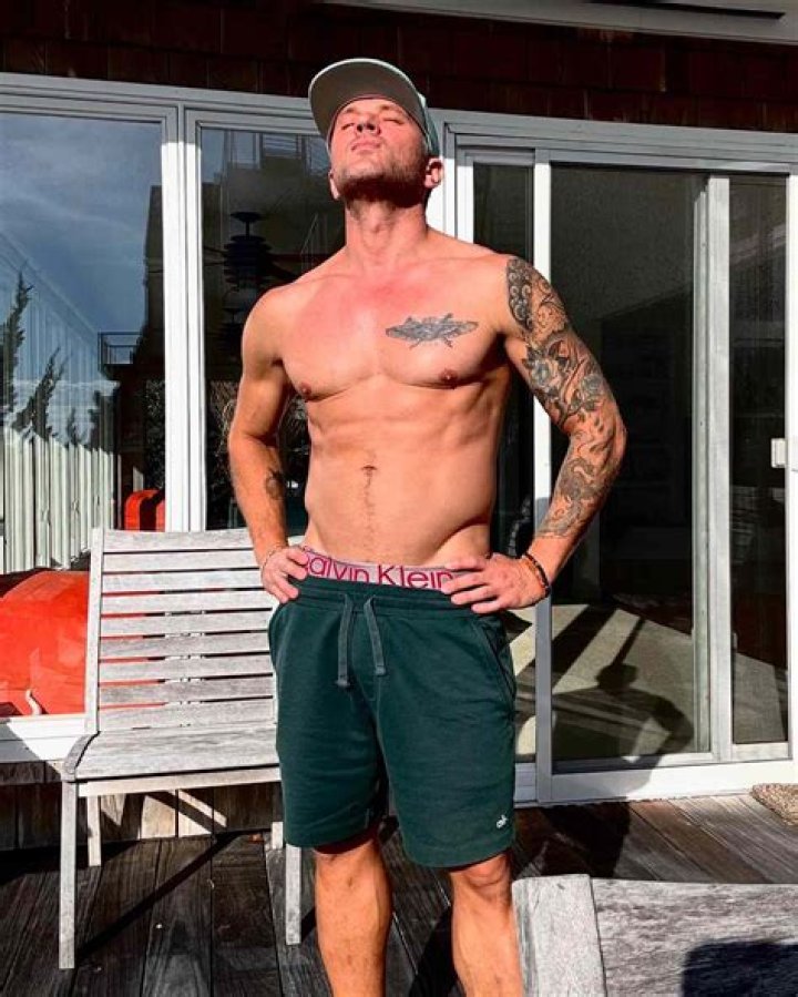 Josh Philippe Height, Weight, Age, Body Statistics