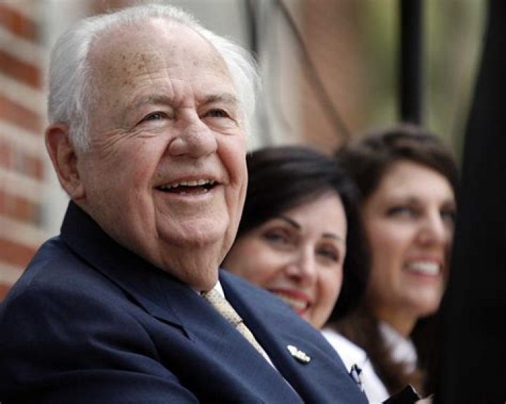 New Orleans Saints Owner Tom Benson Dead At 90