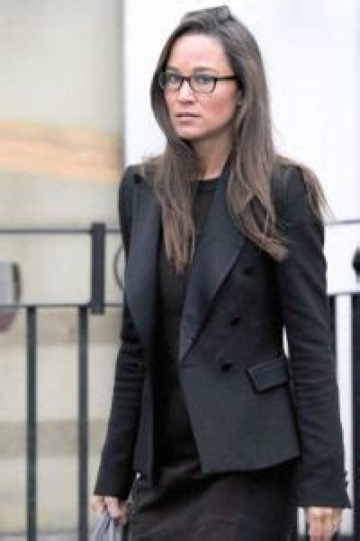 Pippa Middleton Height, Weight, Age, Spouse, Family, Facts, Biography